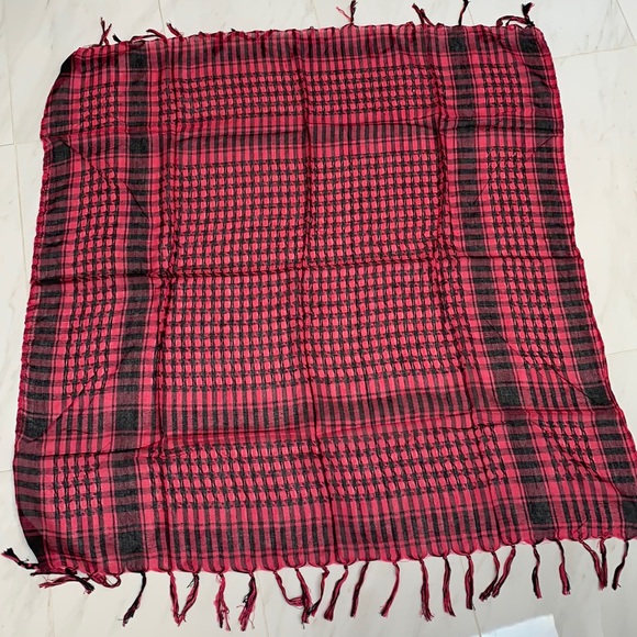 BOGO Brand new large square scarf lightweight - Picture 1 of 2